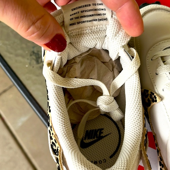 Nike wins Waffle Debut brand new in the box never worn - Picture 7 of 15